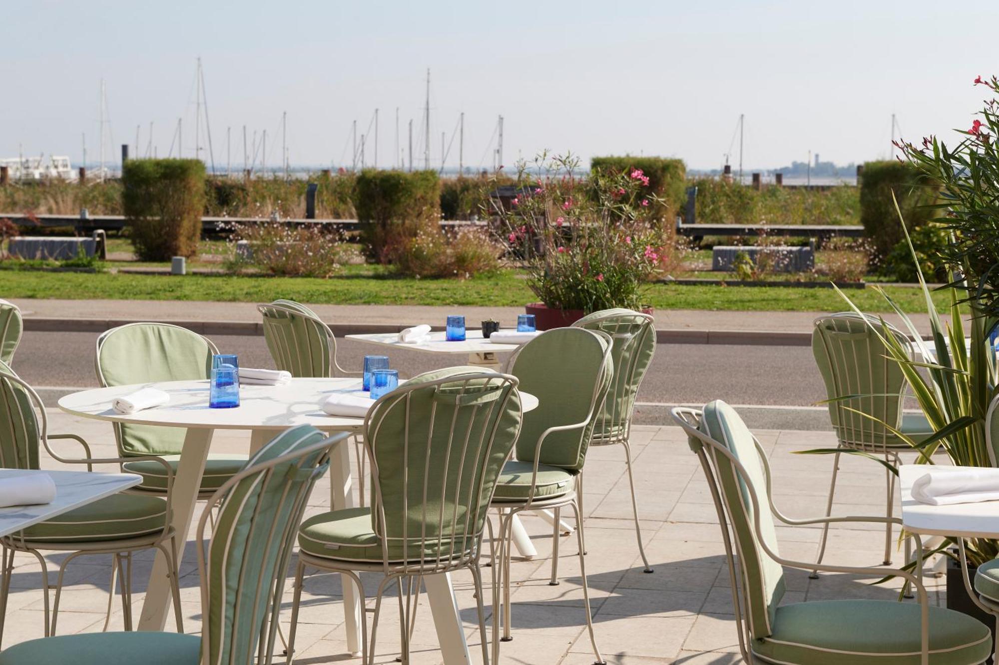 Best Western Premier Hotel Des Vignes Et Des Anges Pauillac Eksteriør billede